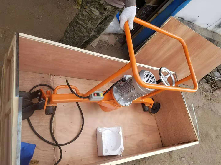 FMG-2.2型電(dian)動仿形打(dǎ)磨機 